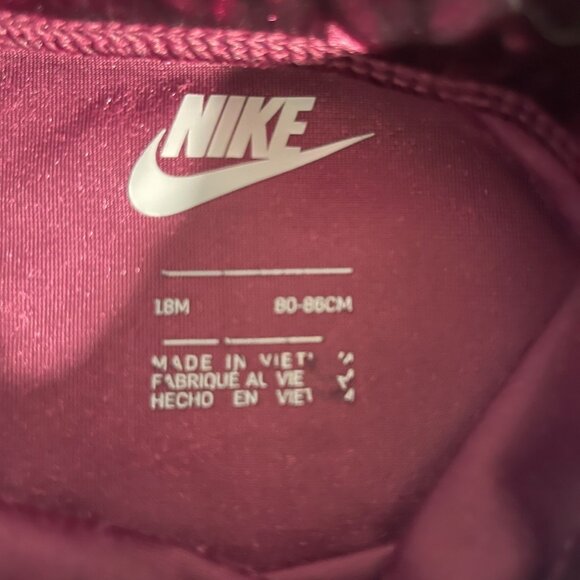 Nike Baby Girls Velour Burgundy Leggings 18M Soft Stretchy Fabric Embroidered - Picture 4 of 6